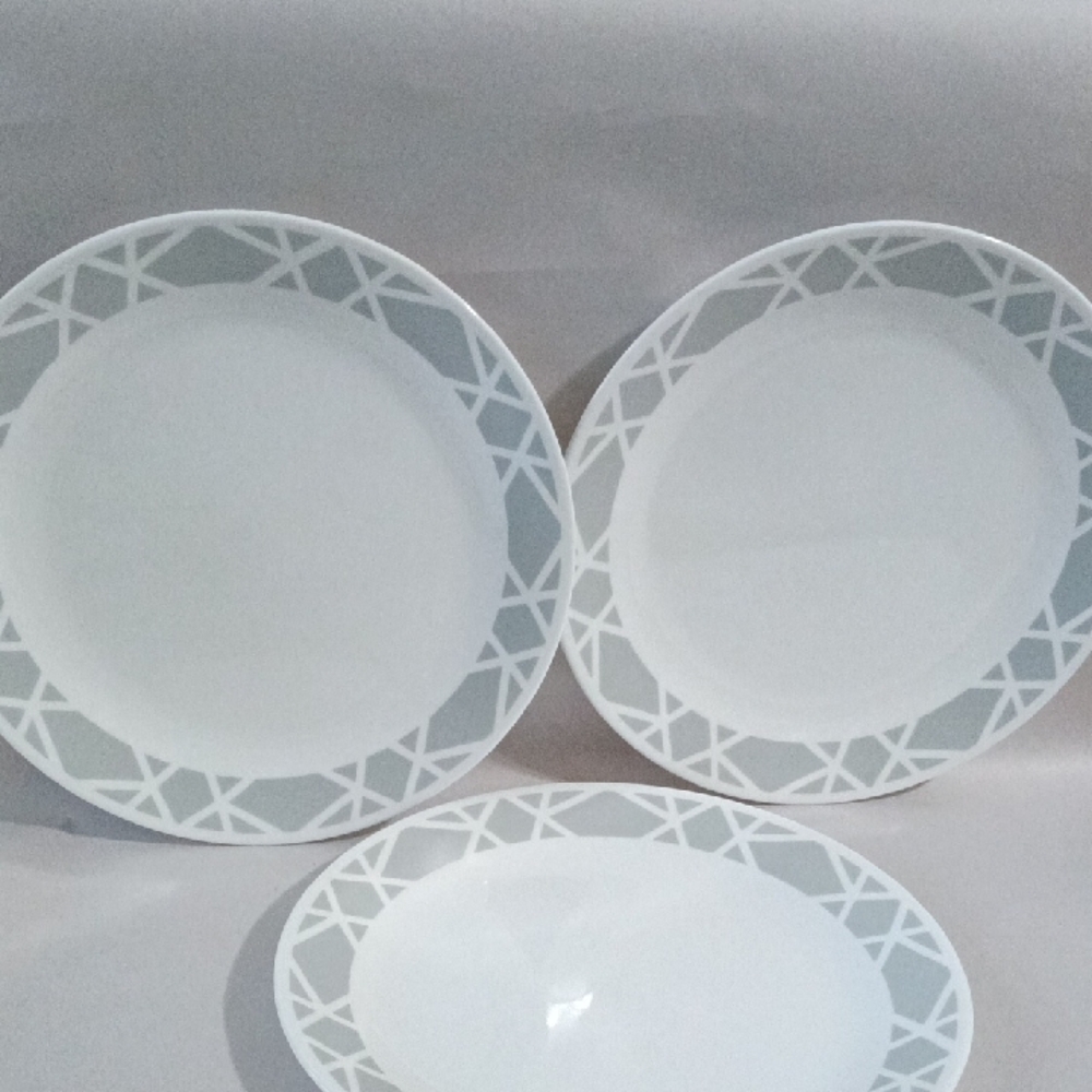 Corelle Modena Set Of 3 Dinner Plates